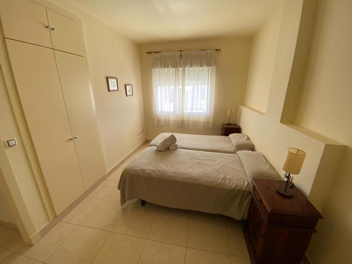 Apartamento En Bahia Golf - กอสตาบาเญนา ภายนอก รูปภาพ